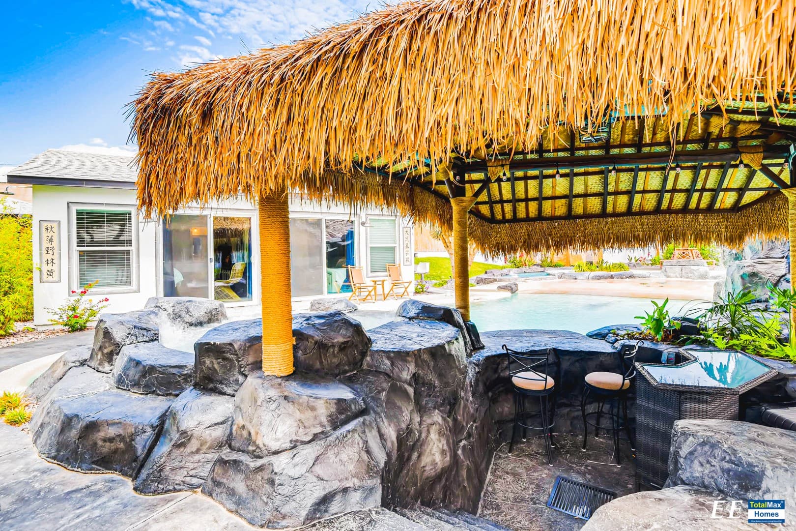 2929 El Camino Rd Las Vegas NV-print-070-44-Gazebo-3000x2000-300dpi