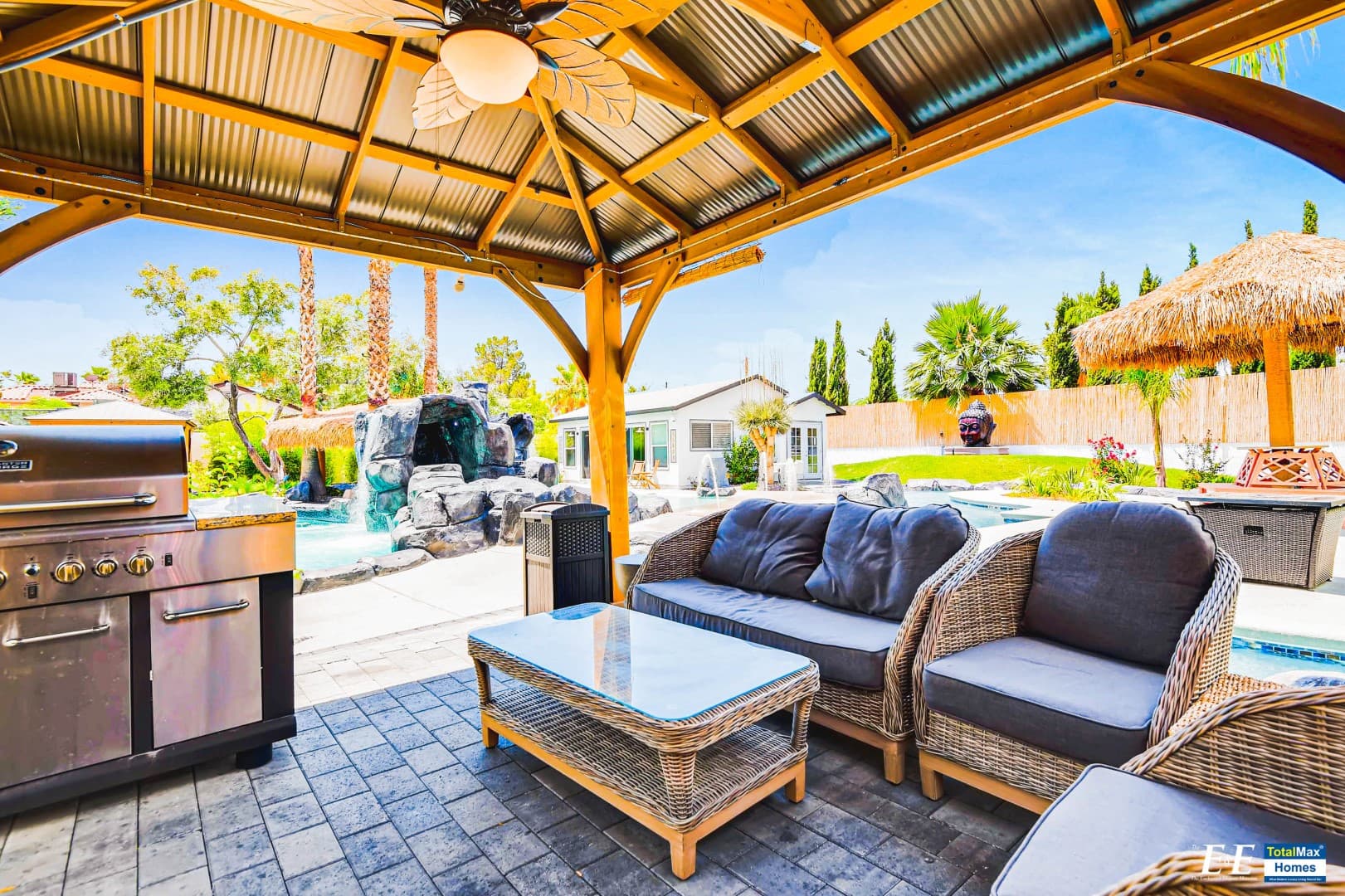 2929 El Camino Rd Las Vegas NV-print-071-29-Gazebo-3000x1999-300dpi