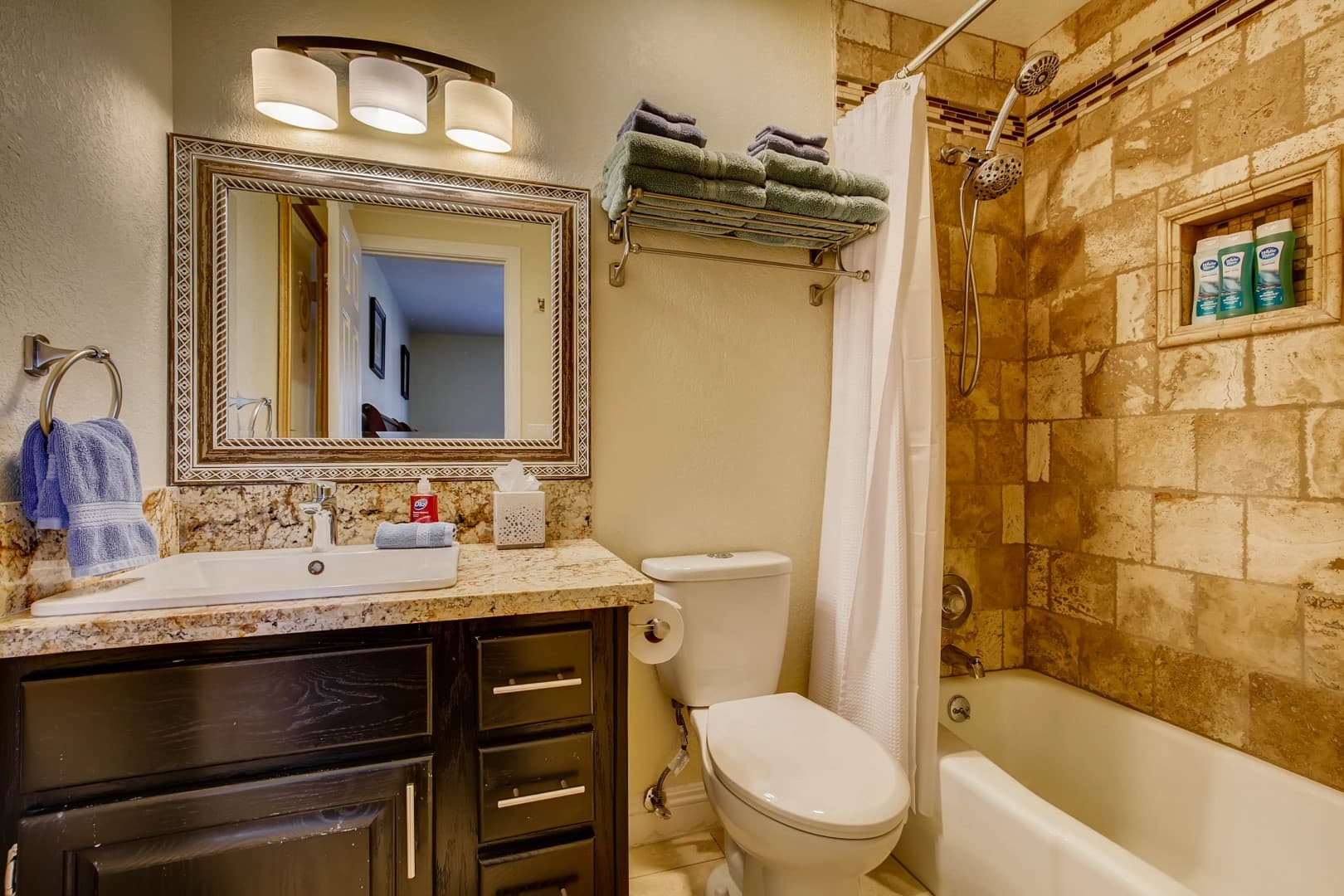 6425 Darby Ave Las Vegas NV-print-048-39-2nd Floor Bathroom-2700x1800-300dpi