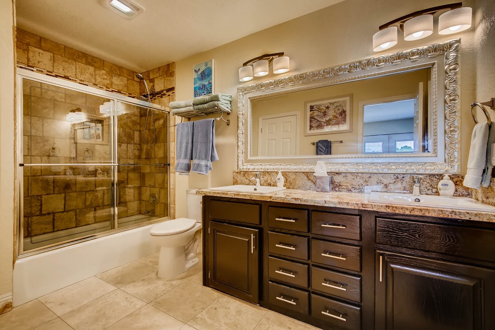 6425 Darby Ave Las Vegas NV-print-054-65-2nd Floor Bathroom-2700x1800-300dpi