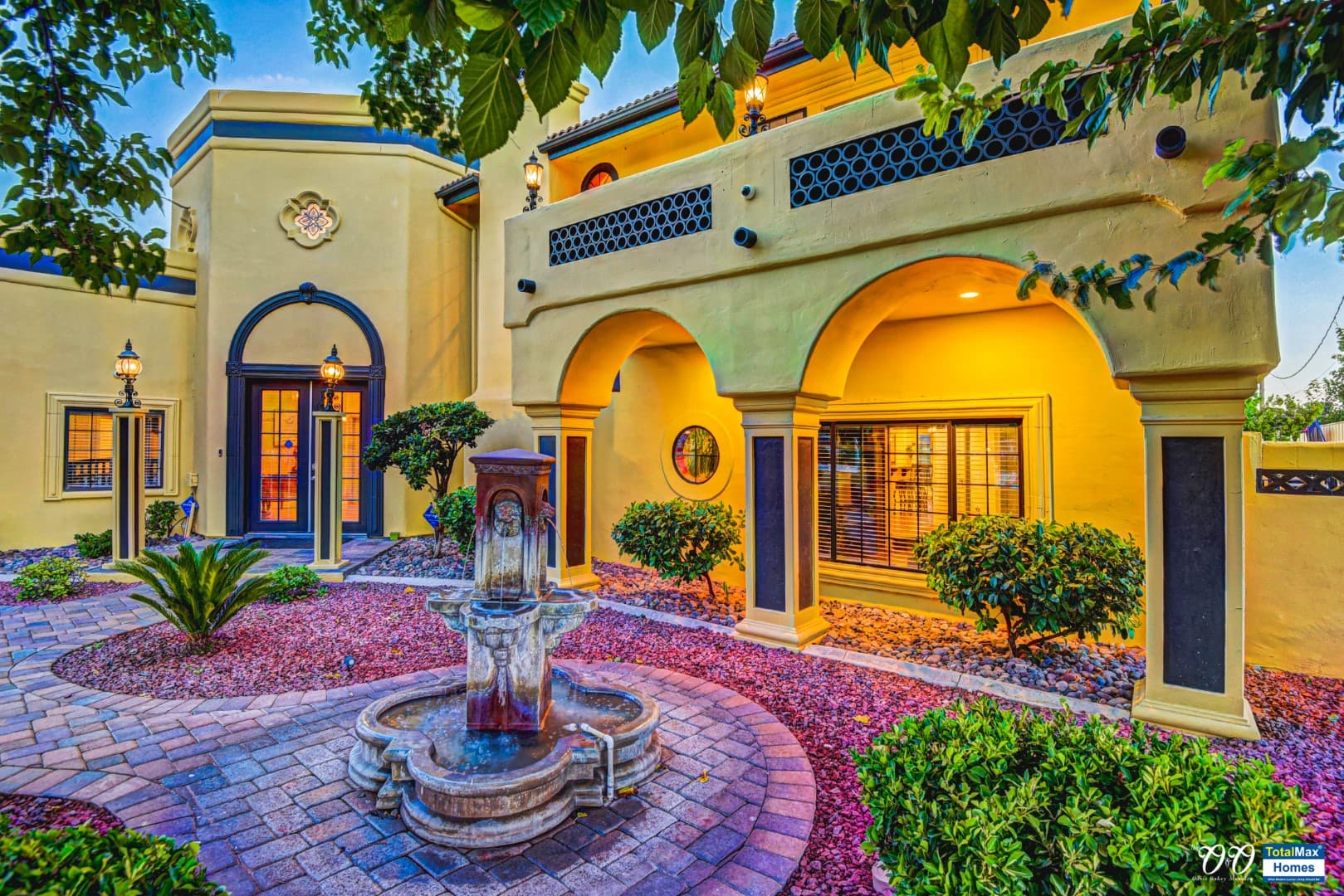 Luxury vacation rentals in Las Vegas with TotalMax Homes