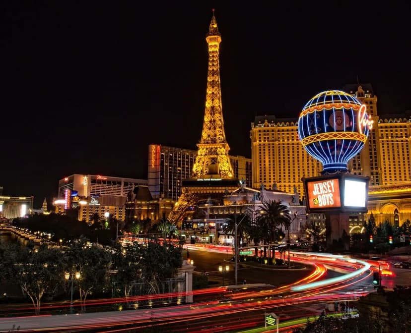 Sleepless May Nights: Vegas Shows + Private Mansions